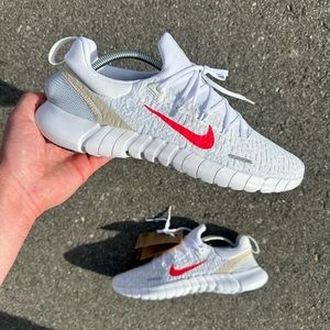 Nike Free Run 5.0 Sneakers